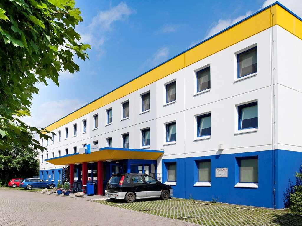 Ibis Budget Muenchen Putzbrunn Exterior foto